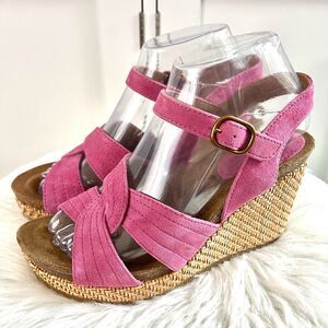 Sofft Clarissa Magenta Pink Suede Wedge Espadrille Sandals Size 7M